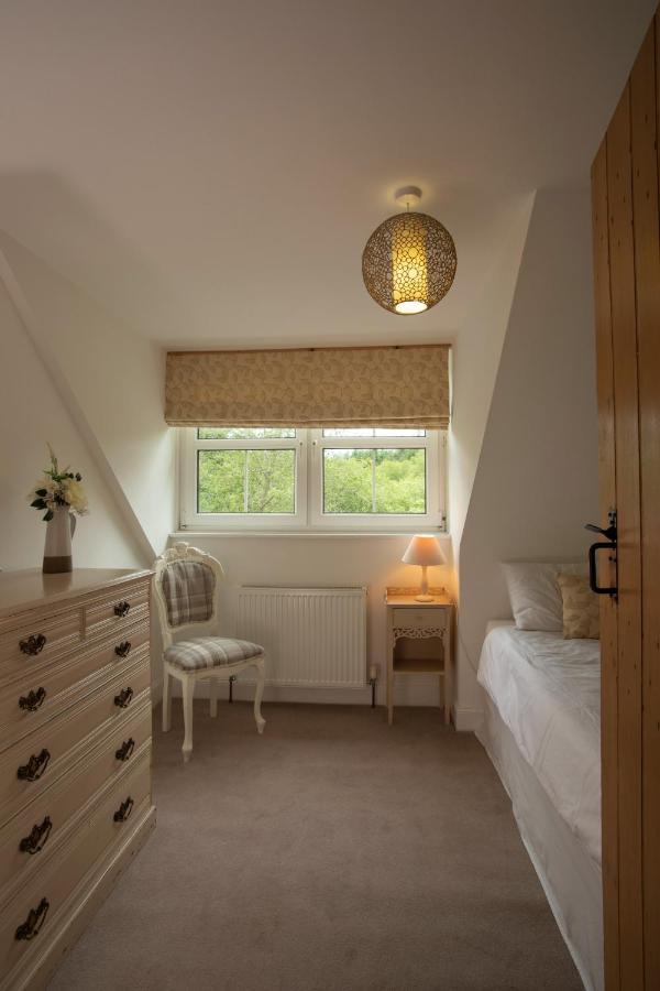 Ghillie'S Cottage Penpont Eksteriør billede